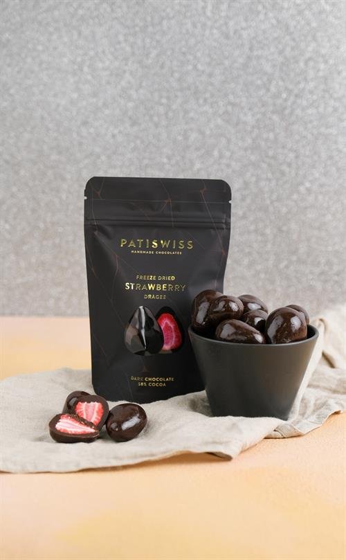 PATISWISS FREEZE DRIED STRAWBERRY DRAGEE DARK CHOCOLATE 58% 80g-img